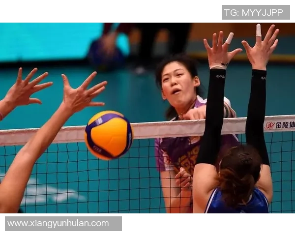 乔约翰逊在对阵快船的精彩表现引发球迷热议与期待